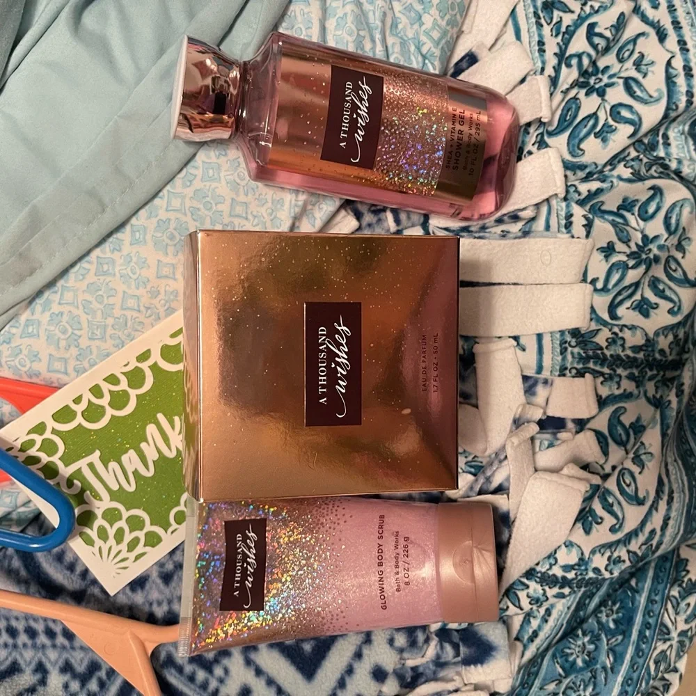 Bundle - Picture 2 of 2